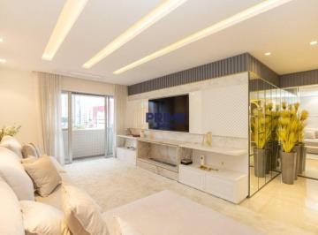 Apartamento de 3 quartos, Curitiba · Cobertura à venda no Batel - mobiliada com 3 suítes e piscina