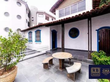 Casa · 379m² · 5 Quartos · 6 Vagas · Casa aproximadamente 379m² à Venda – 5 Quartos e 5 Vagas – São Lucas.