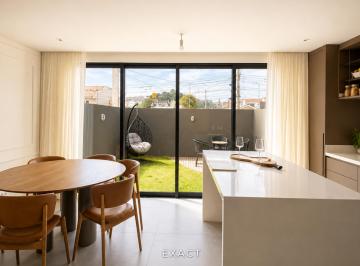 Casa de 3 quartos, Curitiba · Casa para Locação no Jardim das Américas | 138m² | 03 Suítes | 03 Vagas | Mobiliado