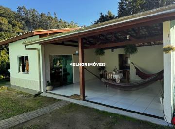 Rural · 2500m² · 3 Quartos · 4 Vagas · Chácara á venda com 2 casas, piscina, salão de festa localizada em Camboriú Santa Catarina