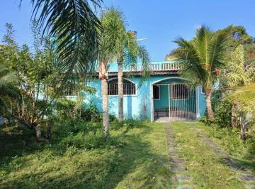 Casa de 3 quartos, Itanhaém · Casa com 3 dormitórios próximo à praia no bairro Jardim Marambá