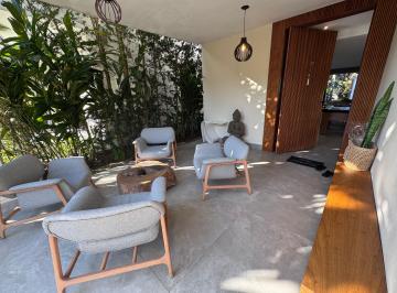 Casa de 4 quartos, São Sebastião · Casa a 100 m² da Praia com 4 Suítes à venda em Maresias