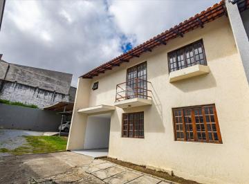 Casa de 3 quartos, Curitiba · Amplo Sobrado com 3 Quartos (1 Suíte) no Boa Vista