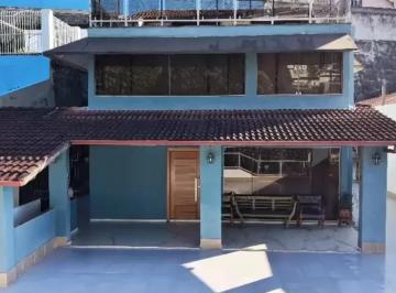 Casa de 7 quartos, Vitória · Oportunidade Única em Fradinho: Casa de alto padrão