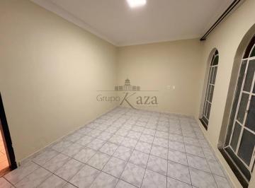 Casa · 250m² · 4 Quartos · 3 Vagas · Oportunidade - Casa - Bosque dos Eucaliptos - 4 Dormitórios - 250m².