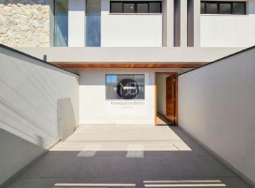 Casa · 60m² · 2 Quartos · 1 Vaga · Casa com 2 dormitórios sendo 1 suite e piscina