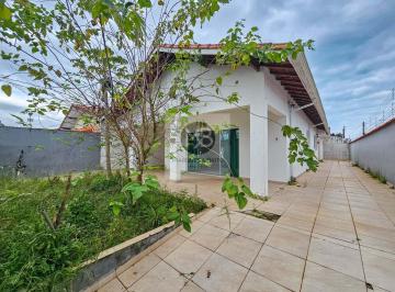 Casa · 200m² · 2 Quartos · 3 Vagas · Casa com 2 dormitórios sendo 1 suite e edicula
