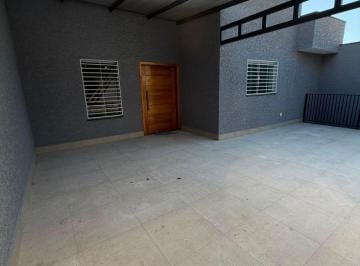 Casa de 3 quartos, Bragança Paulista · Oportunidade - Casa reformada no Jardim Europa à venda, Bragança Paulista - Sp.