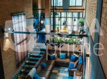 Casa · 230m² · 5 Quartos · 2 Vagas · CASA COM 5 QUARTOS E 2 VAGAS Á VENDA NO JARDIM GUANÇA
