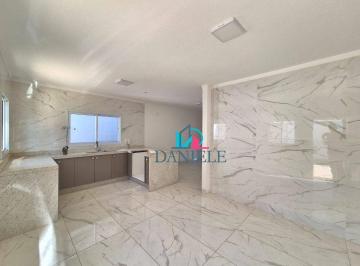 Casa · 253m² · 3 Quartos · 2 Vagas · Casa para venda em Jardim Das Flores de 253.00m² com 3 Quartos, 2 Suites e 2 Garagens