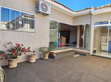 Casa · 184m² · 3 Quartos · 5 Vagas · Casa para venda em Jardim Do Carmo de 184.00m² com 3 Quartos, 1 Suite e 5 Garagens