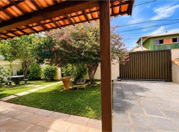 Casa · 169m² · 4 Quartos · 2 Vagas · À venda casa principal + casa anexa com RGI no Cruzeiro da Rasa – Armação dos Búzios, RJ