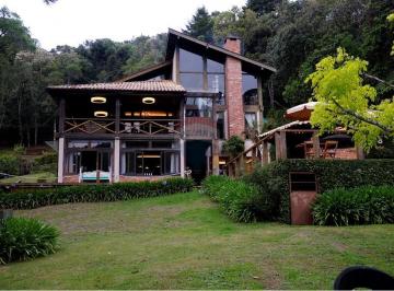 Casa · 630m² · 4 Quartos · 6 Vagas · Luxo, Natureza e Exclusividade em Campos do Jordão | Mansão no Condomínio Pedra do Fogo