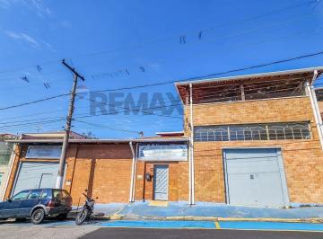 Comercial · 737m² · OPORTUNIDADE ÚNICA: Mega Espaço Comercial com 821m² de Terreno!