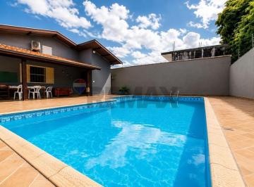 Casa · 268m² · 3 Quartos · 4 Vagas · Casa com escritório com lavado, 3 quartos sendo 2 suítes