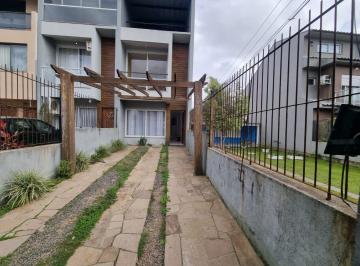Casa · 170m² · 2 Quartos · 2 Vagas · Casa 2 Suítes e Terraço para locação Bairro Guarujá
