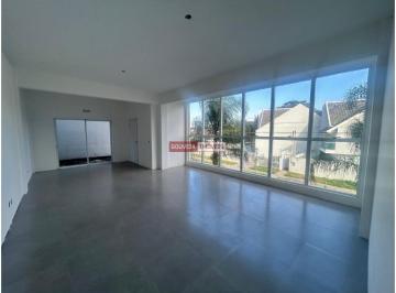 Comercial · 52m² · Sala com 52 m² no Tarumã Br 116 R4 3.120,00