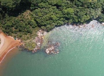 4991bc444a996f118c48d18103ca78860ed4a5ec · Terreno à venda, 2413 m² por R$ 4.800.000 - Centro - Governador Celso Ramos/SC