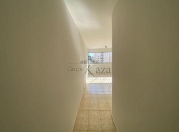 Apartamento · 81m² · 3 Quartos · 1 Vaga · Apartamento - Edifício Luciana - Vila Adyana - São José dos Campos - 3 Dormitóri