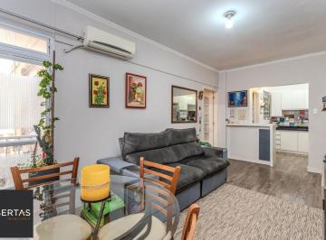 Apartamento · 69m² · 2 Quartos · 1 Vaga · Apartamento semi mobiliado no Centro de 2 dormitórios e vaga