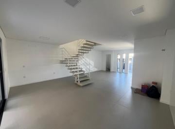Casa · 132m² · 3 Quartos · 3 Vagas · CASA 3 QUARTOS SENDO 1 SUÍTE 3 VAGAS E QUINTAL NO BAIRRO CARIANOS FLORIANÓPOLIS