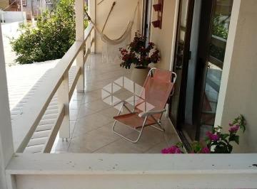 Apartamento · 106m² · 2 Quartos · 1 Vaga · Apartamento Amplo com 2 Quartos em Itapema