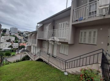 Casa · 40m² · 1 Quarto · 1 Vaga · Sobrado mobiliado no bairro Humaitá!