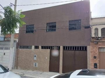 Comercial · 240m² · 6 Quartos · 2 Vagas · Casa comercial na Rua Serra da Mantiqueira, 41 • 240 m²