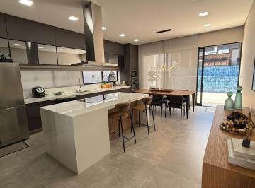 Casa · 300m² · 3 Quartos · 4 Vagas · Casa de Condomínio para venda em Vila Das Flores de 300.00m² com 3 Quartos, 1 Suite e 4 Garagens