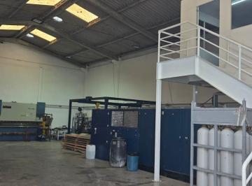 Comercial · 240m² · 4 Vagas · Galpão / Depósito / Armazém para venda em Cidade Industrial De Curitiba de 240.00m² com 4 Garagens