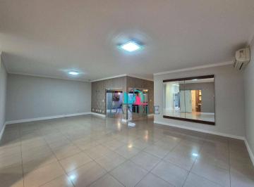 Casa · 350m² · 3 Quartos · 4 Vagas · Casa de Condomínio para venda em Parque Residencial Damha de 350.00m² com 3 Quartos, 1 Suite e 4 Gar