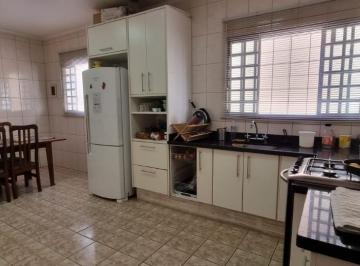 whatsapp_image_2024_04_16_at_23_39_54_4_.jpeg · Versátil casa para venda em Tremembé com 4 quartos, sendo 1 suíte, 180m²