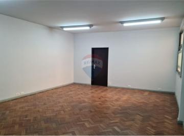 Comercial · 44m² · Sala Comercial para alugar em Centro de 44.00m²