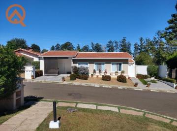 Casa · 252m² · 3 Quartos · 5 Vagas · Casa de Condomínio para venda e aluguel em Jardim Madalena de 252.00m² com 3 Quartos, 1 Suite e 5 Ga