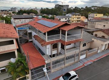 Casa · 450m² · 5 Quartos · 4 Vagas · Casa com 5 quartos à venda, 450 m² por R$ 1.500.000 - Parque Residencial Laranjeiras - Serra/ES