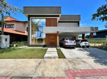 Casa · 267m² · 4 Quartos · 4 Vagas · Casa com 4 quartos à venda, 267 m² por R$ 2.950.000 - Manguinhos - Serra/ES