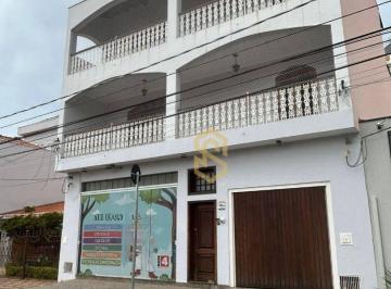 Casa · 470m² · 4 Quartos · 6 Vagas · Sobrado para alugar em Centro de 470.00m² com 4 Quartos, 2 Suites e 6 Garagens