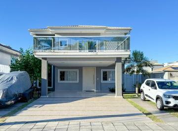 Casa · 266m² · 4 Quartos · 6 Vagas · Casa com 4 quartos à venda, 266 m² por R$ 2.400.000 - Boulevard Lagoa - Serra/ES