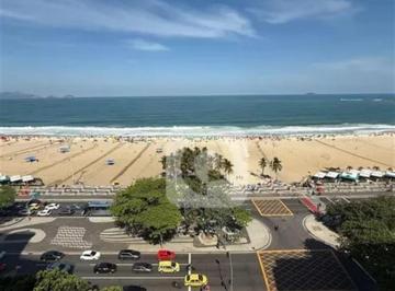 Apartamento · 132m² · 3 Quartos · Apartamento 3 Quartos 132 m² Varanda com Vista Lateral Mar em Copacabana