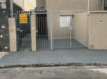 Casa de 2 quartos, São Paulo · LOCAÇÃO – casa: 2 dorms, sala, coz, banh, lavanderia e garage – Vila Deodoro – Aclimação