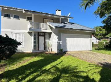 Casa · 228m² · 3 Quartos · 2 Vagas · Casa à venda em Novo Hamburgo - Jardim Mauá - Excelente Padrão Construtivo