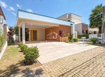 Casa · 360m² · 3 Quartos · Casa à venda - em Taubaté