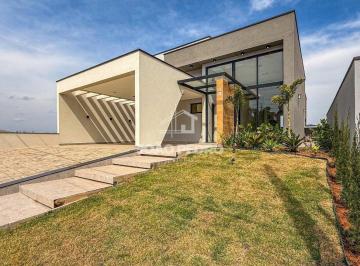 Casa · 381m² · 3 Quartos · Casa à venda - em Taubaté