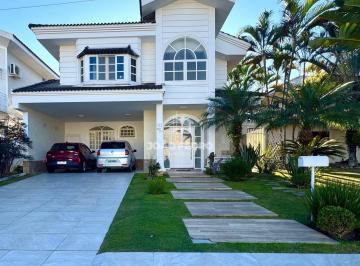 Casa · 420m² · 4 Quartos · Casa à venda - em Taubaté