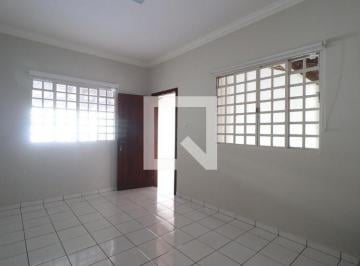 Casa · 187m² · 3 Quartos · 3 Vagas · Casa para Aluguel - Jardim Patricia, 3 Quartos,  187 m² - Uberlândia
