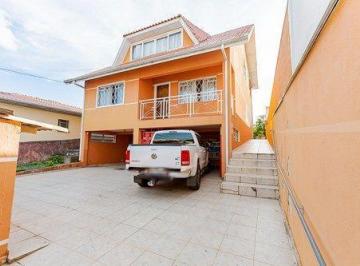 Casa · 226m² · 3 Quartos · 6 Vagas · Sobrado para venda em Portão de 226.00m² com 3 Quartos, 1 Suite e 6 Garagens