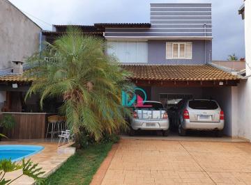 Casa · 204m² · 3 Quartos · 5 Vagas · Casa para venda em Residencial Cambuy de 204.00m² com 3 Quartos, 1 Suite e 5 Garagens