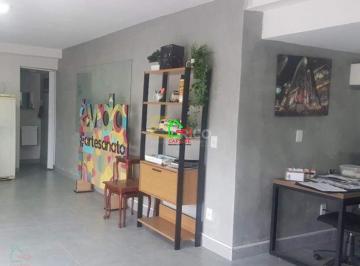 Casa · 221m² · 3 Quartos · 3 Vagas · Casa para venda em Centro de 221.00m² com 3 Quartos, 1 Suite e 3 Garagens