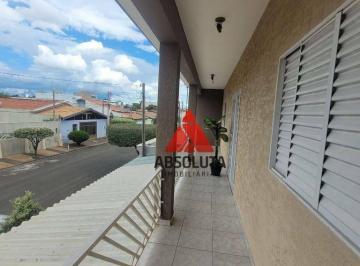 Casa · 242m² · 4 Quartos · 5 Vagas · Casa para venda em Jardim Europa I de 242.00m² com 4 Quartos e 5 Garagens