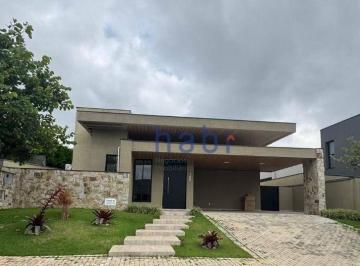 Casa · 253m² · 3 Quartos · 4 Vagas · Casa de Condomínio para venda e aluguel em Cond. Alphaville Nova Esplanada 3 de 253.00m² com 3 Quart